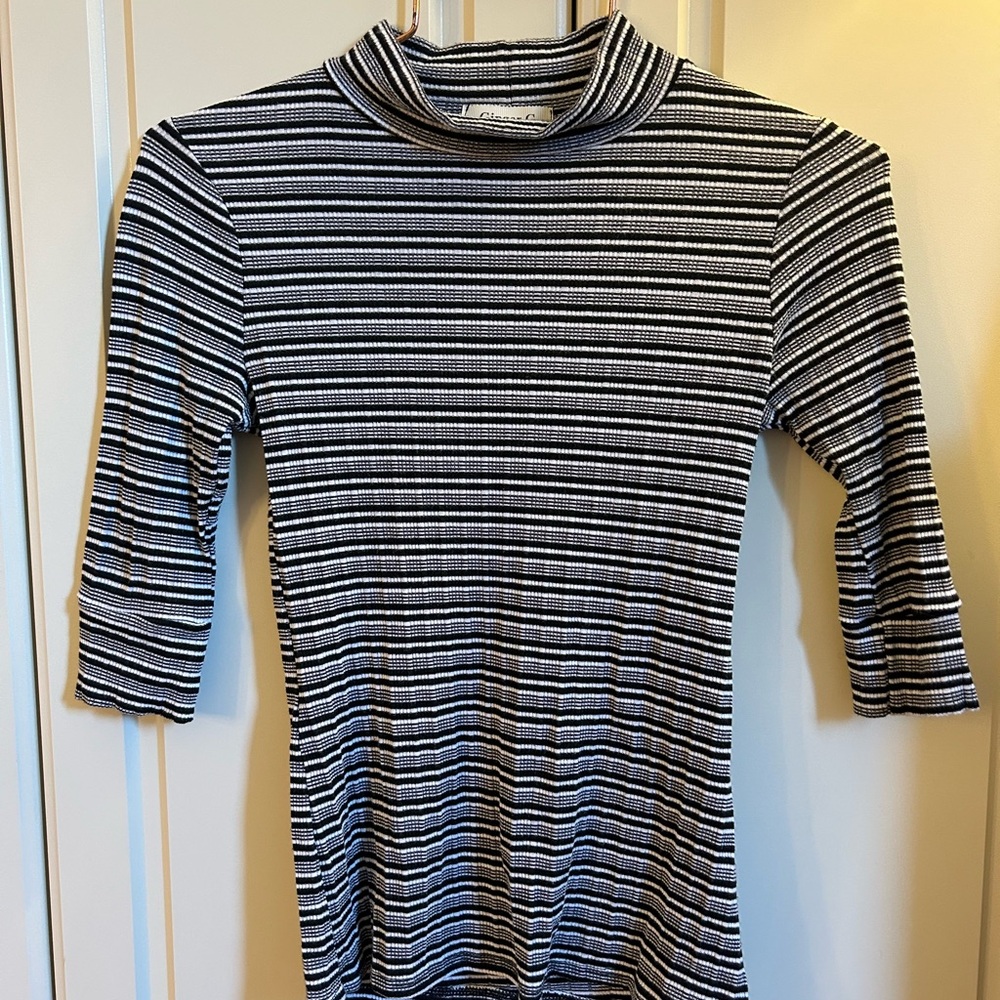 Mock neck 60s style undershirt